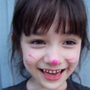 Meet your Posher, Emna